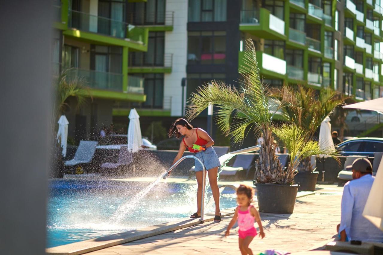 Melisea Aparthotel Pool & Spa Mamaia Nord Navodari Bagian luar foto