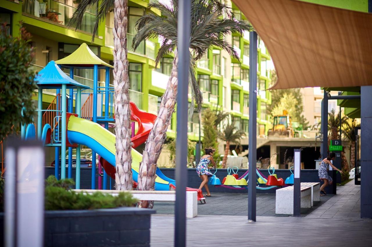 Melisea Aparthotel Pool & Spa Mamaia Nord Navodari Bagian luar foto